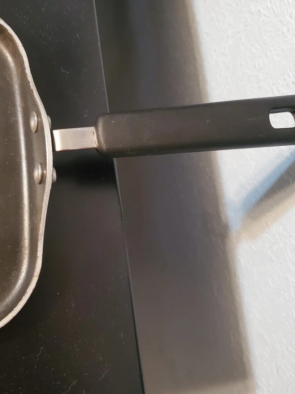 Farberware Reliance 11-Inch Pre-Owned Aluminum Nonstick Square Griddle Pan